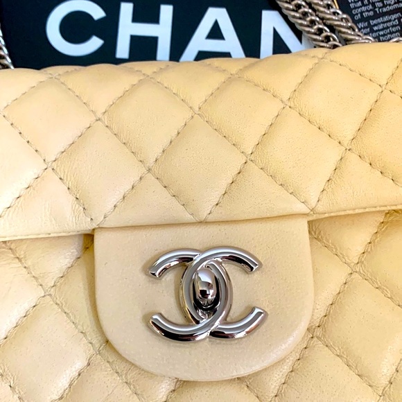 💛CHANEL Butter Yellow Bone Ivory East West Bijoux Silver Chain Quilted Flap Bag - Picture 15 of 16